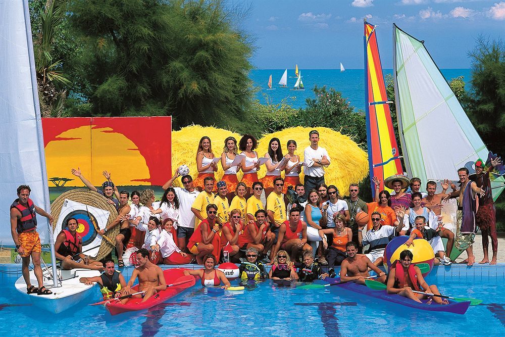 Serena Majestic Hotel Montesilvano Luaran gambar